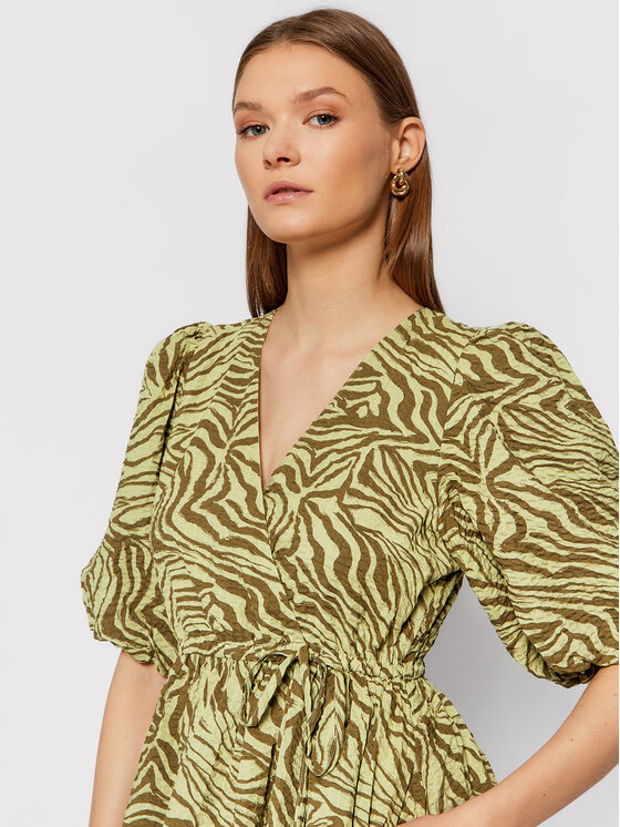 Gestuz Gestuz Každodenné šaty Averygz 10905399 Zelená Loose Fit