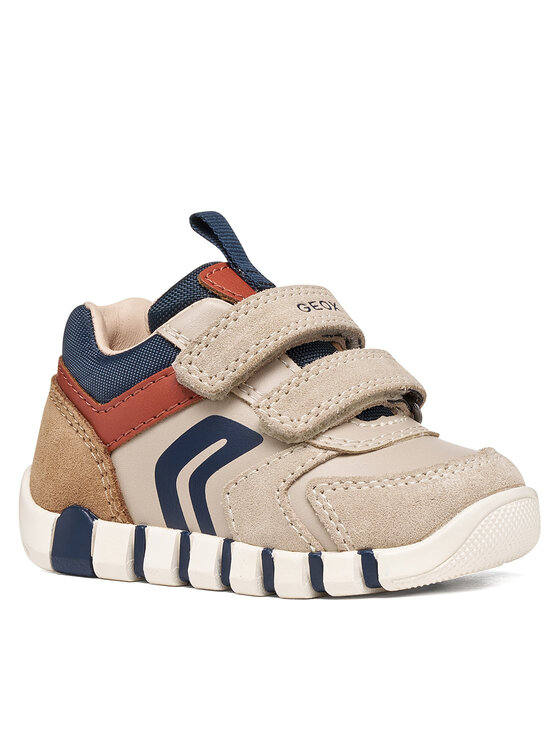 Geox Geox Сникърси B Iupidoo Boy B3555D 05422 C6181 Бежов