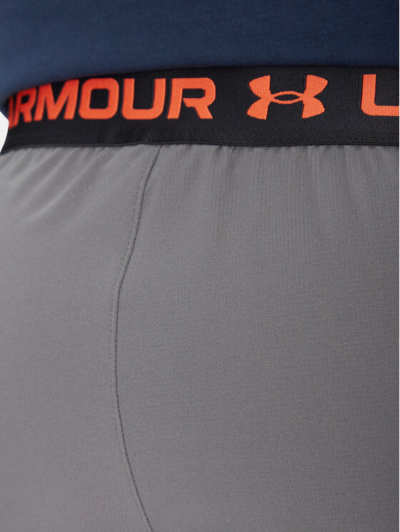Under Armour Under Armour Szorty sportowe Vanish Woven 6in 1373718 Szary Regular Fit