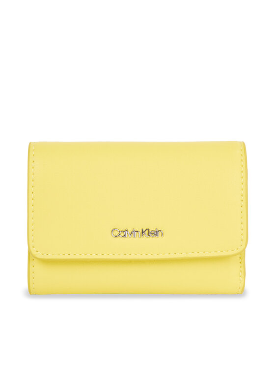 Calvin Klein Mazs sieviešu maks Ck Must Small Trifold K60K611934 Dzeltens