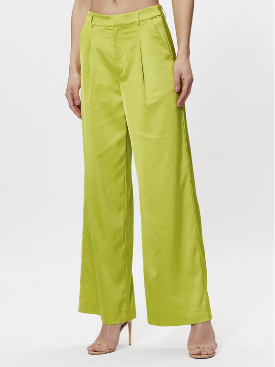 Gestuz Pantaloni din material Nilia 10907040 Verde Regular Fit
