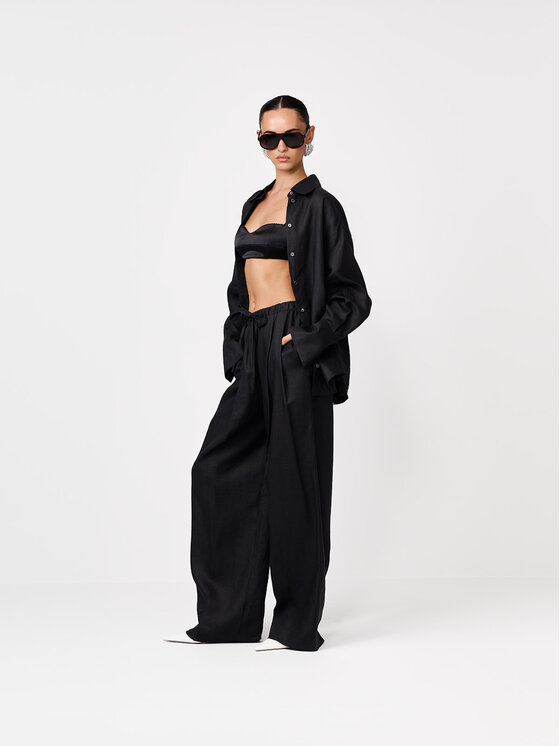 La Mania La Mania Košeľa NAMI Čierna Basic Fit