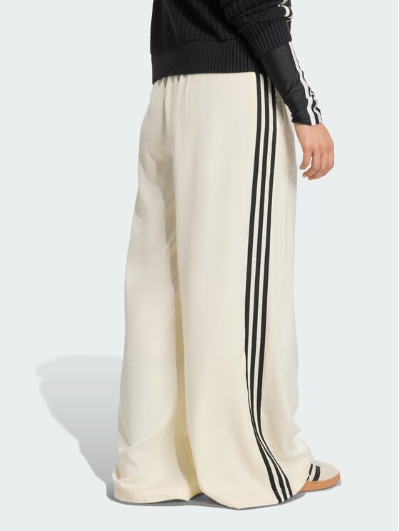adidas adidas Spodnie dresowe Adicolor Biały Loose Fit