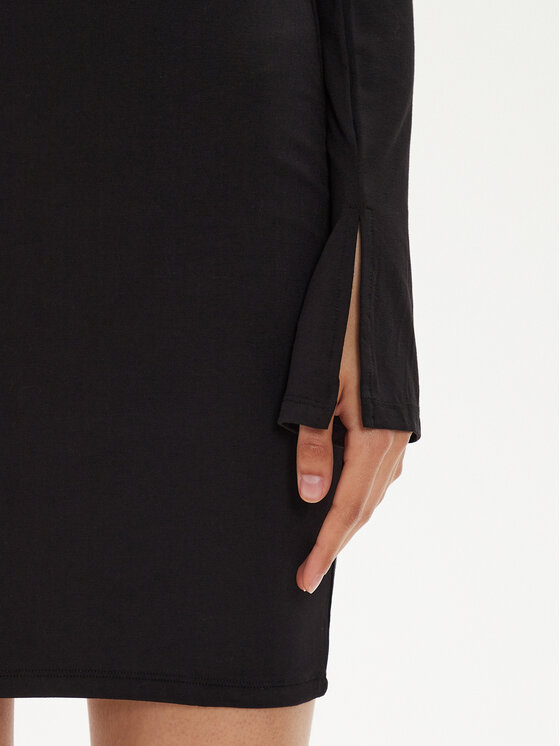 Gina Tricot Gina Tricot Haljina za svaki dan 23511 Crna Slim Fit