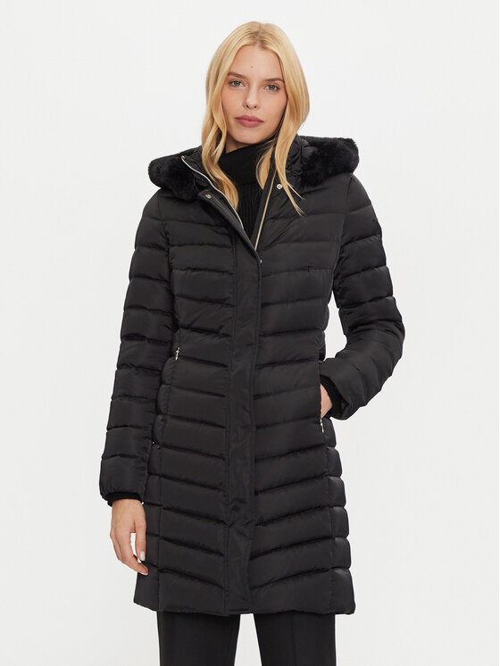 Geox Vatovaná bunda Bettanie W4626H T3122 F9000 Čierna Regular Fit