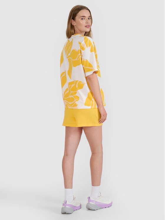 4F 4F Pantaloncini di tessuto 4FRSS25TSHOF700-71S Giallo Oversize