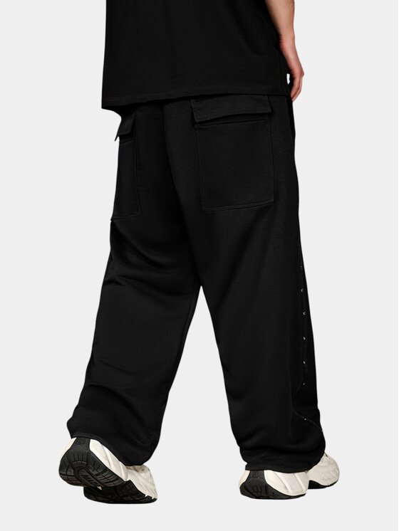 MADE BY SOCIETY MADE BY SOCIETY Spodnie materiałowe Pantaloni Nomad Rust - P17154 Czarny Basic Fit