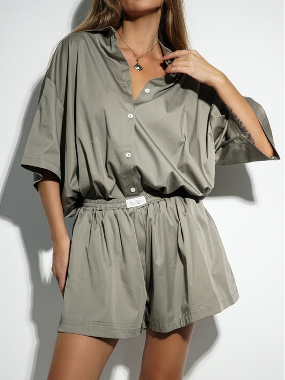 LilaLou LilaLou Komplet bluzka i spodnie Mila Khaki Regular Fit