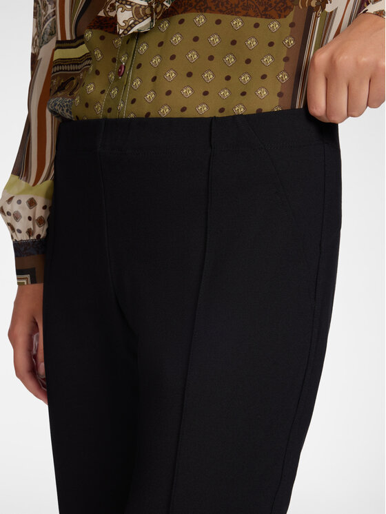 Elena Mirò Elena Mirò Spodnie materiałowe P025Z000241N033 Czarny Slim Fit