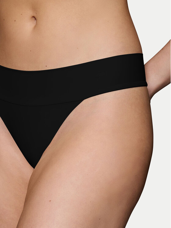 Triumph Triumph Stringid Make-Up Illusion 10218386 Must