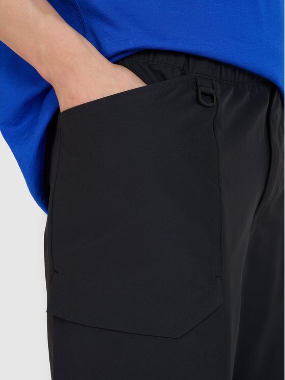 4F 4F Šortky z materiálu 4FWSS25TSHOM527-20S Černá Regular Fit