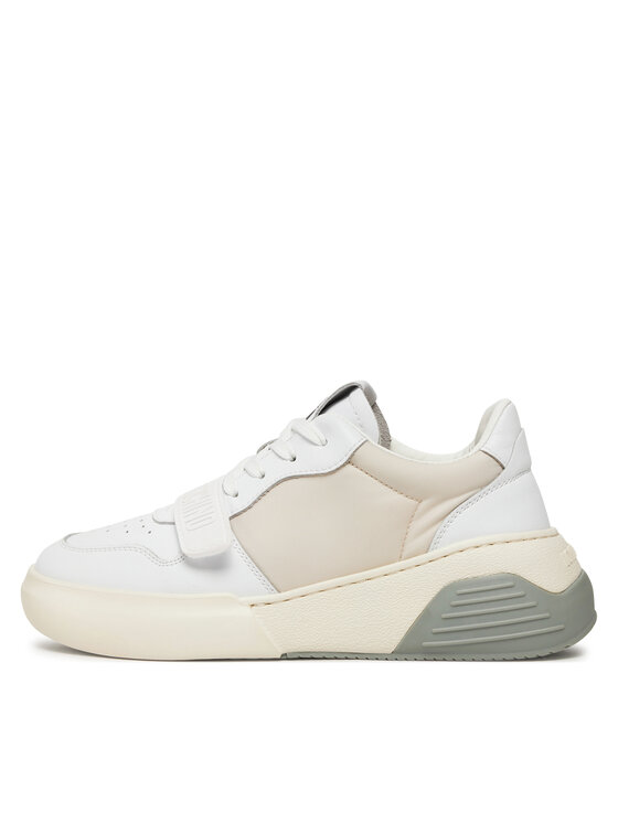 LOVE MOSCHINO LOVE MOSCHINO Sneakersy JA15395G1IINF10A Biały