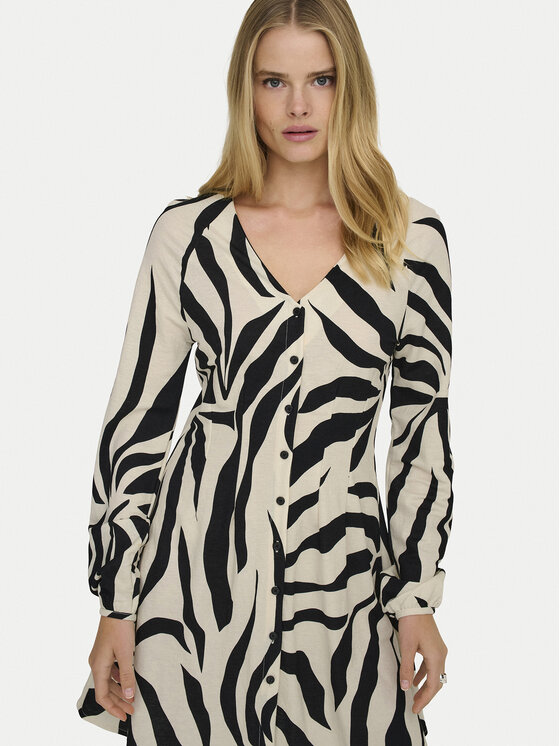 ONLY ONLY Повсякденна сукня Sakura 15366872 Чорний Slim Fit