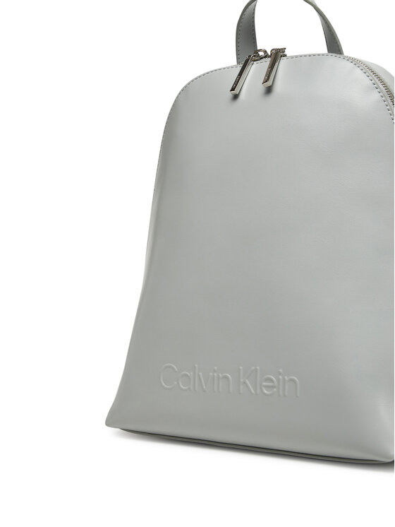 Calvin Klein Calvin Klein Рюкзак Embossed Calvin Round Backpack K60K613185 Сірий