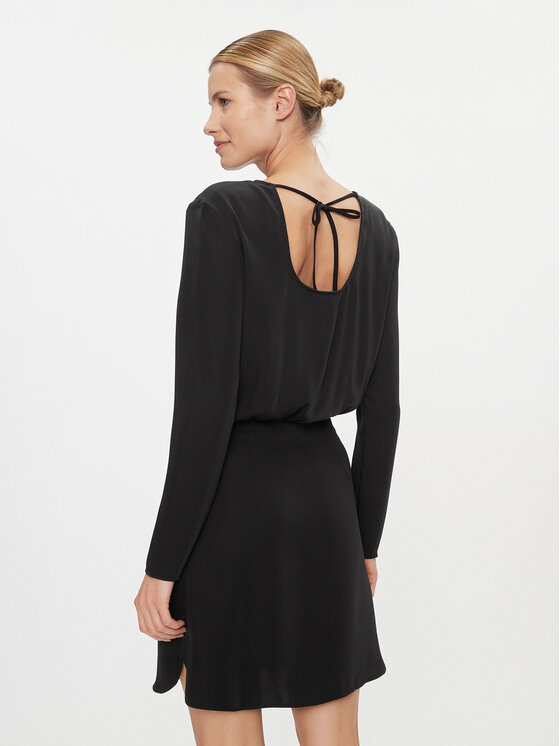 Calvin Klein Jeans Calvin Klein Jeans Φόρεμα κοκτέιλ Open Back Dress J20J222534 Μαύρο Regular Fit