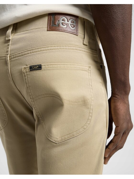 Lee Lee Spodnie materiałowe Slim Fit XM Extreme Motion Beżowy Slim Fit