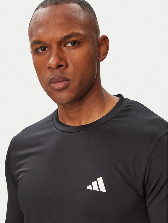 adidas adidas S dlhými rukávmi Workout Essentials KA5523 Čierna Regular Fit