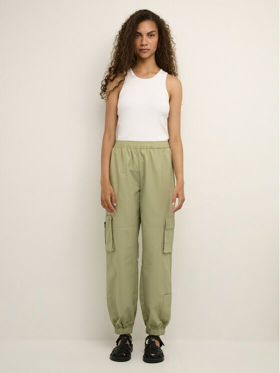 Karen by Simonsen Karen by Simonsen Текстилни панталони Henley 10104316 Зелен Baggy Fit