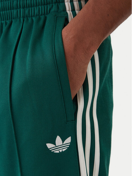 adidas adidas Melegítő alsó adicolor KE3497 Zöld Loose Fit