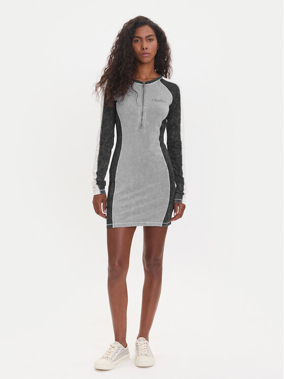 Guess Guess Ежедневна рокля W5YK79 K1D80 Сив Regular Fit