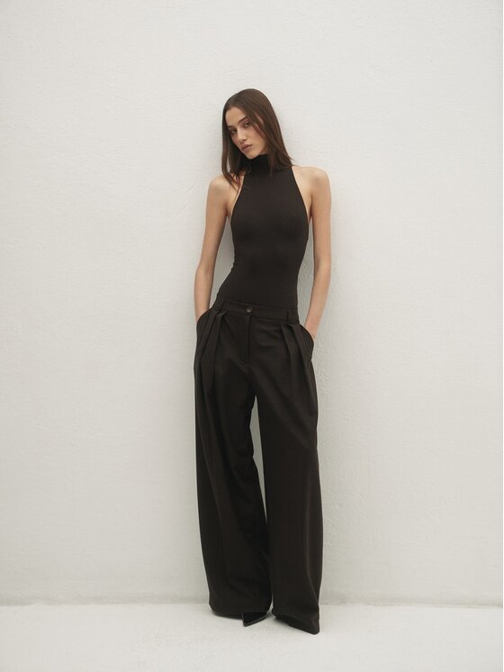 Le Collet Le Collet Body KAYLA Brązowy Slim Fit