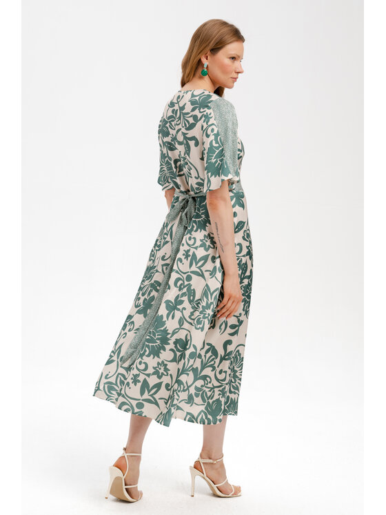 blue shadow blue shadow Sukienka codzienna Yumi Zielony Regular Fit