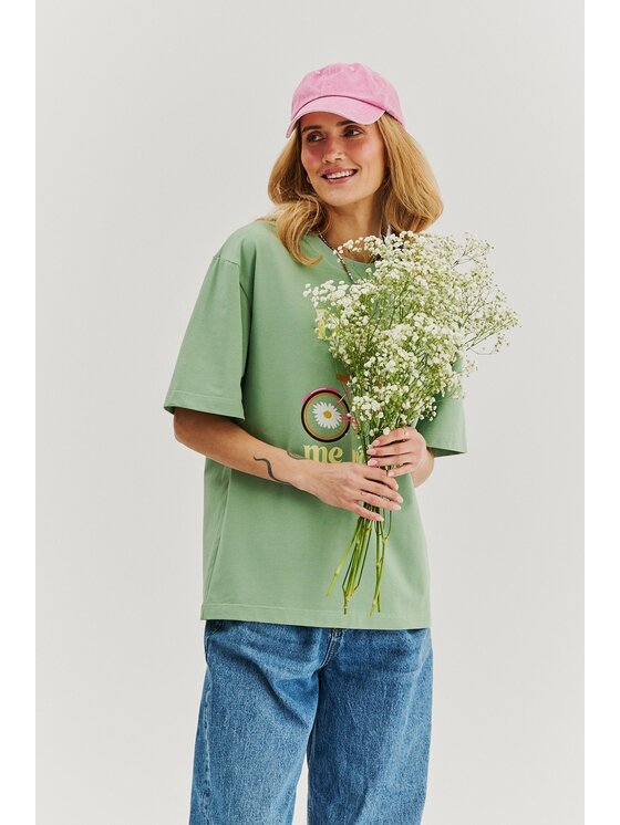 NAOKO NAOKO T-Shirt Daisy Me Rollin' Zelená Regular Fit