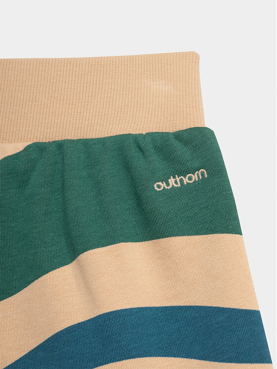 Outhorn Outhorn Sportshorts OTHSS23TSHOF113 Bunt Relaxed Fit