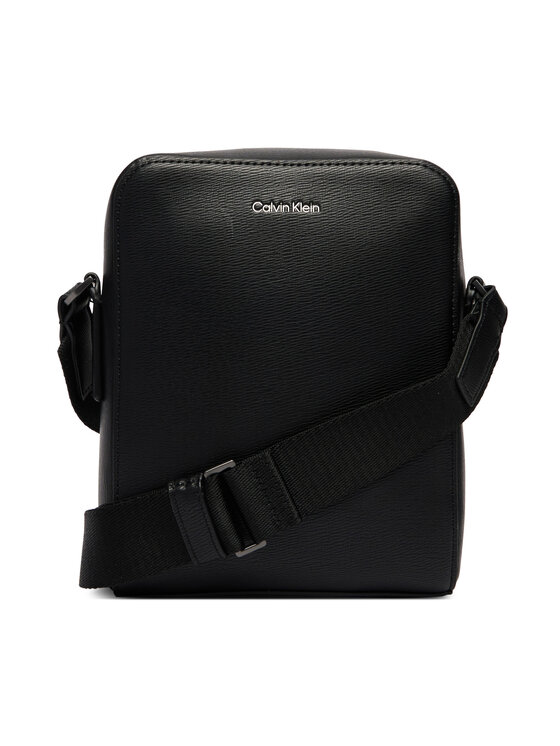 Calvin Klein Calvin Klein Geantă crossover Emblem Hw Reporter LV04D3293G Negru