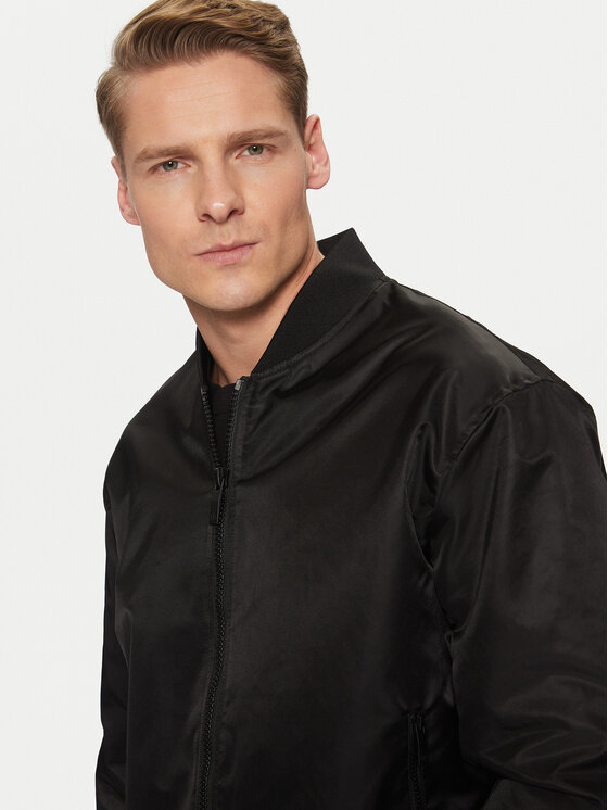 Armani Exchange Armani Exchange Kurtka bomber XM000195 AF12011 UC001 Czarny Regular Fit