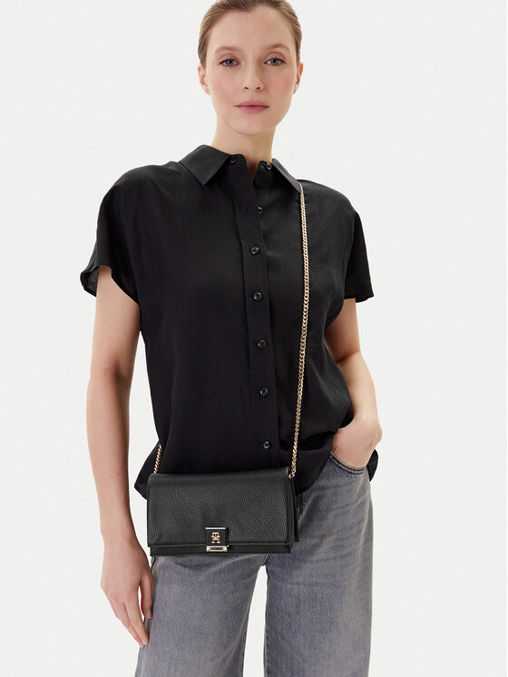 Tommy Hilfiger Geantă Th Her Flap W/Chain AW0AW17403 Negru