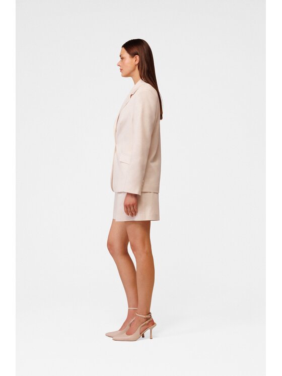 LE POSSÉ LE POSSÉ Pantaloncini di tessuto SGZWS Beige chiaro Regular Fit