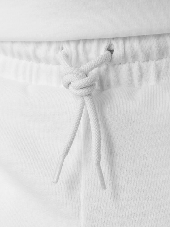 EA7 Emporio Armani EA7 Emporio Armani Sportiniai šortai 7M001414 AF22266 U0002 Balta Regular Fit