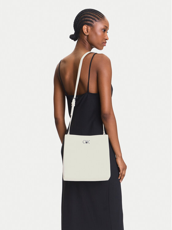 Calvin Klein Calvin Klein Kabelka Ck Bucket Bag_Tex K60K613179 Bílá