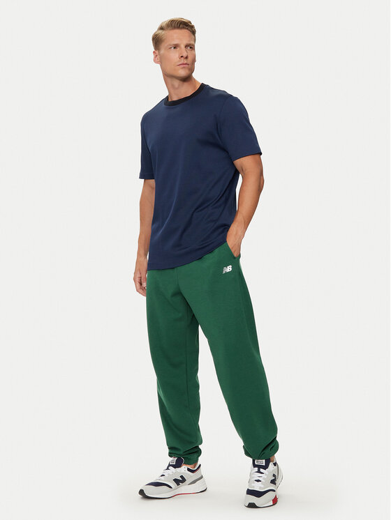 New Balance New Balance Jogginghose Essentials MP41519NWG Grün Relaxed Fit