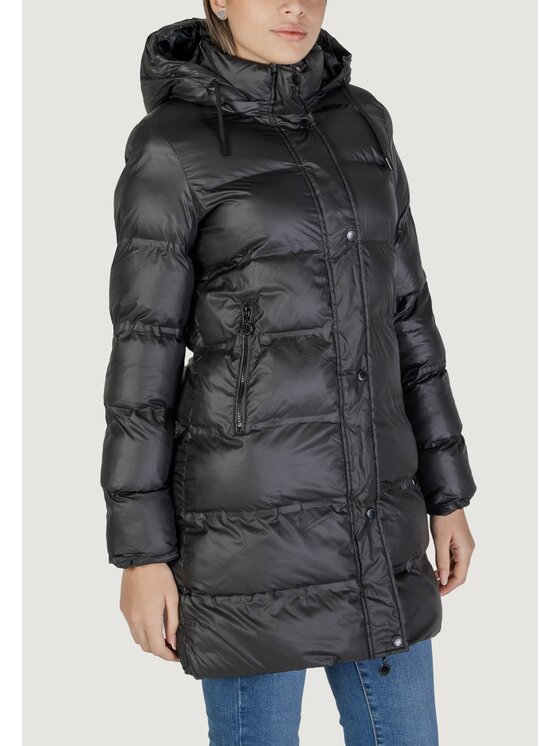 Sandro Ferrone Sandro Ferrone Giubbotto piumino S130YBEELIA Nero Slim Fit