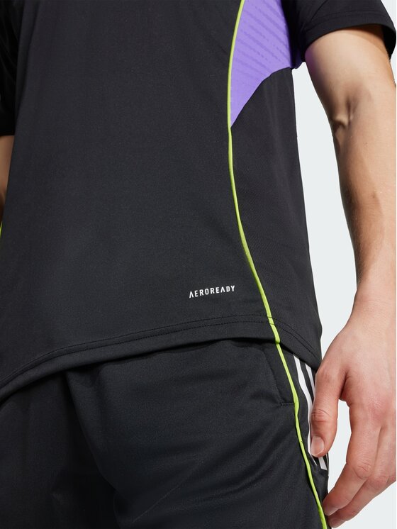 adidas adidas Koszulka techniczna 142089 Czarny Slim Fit