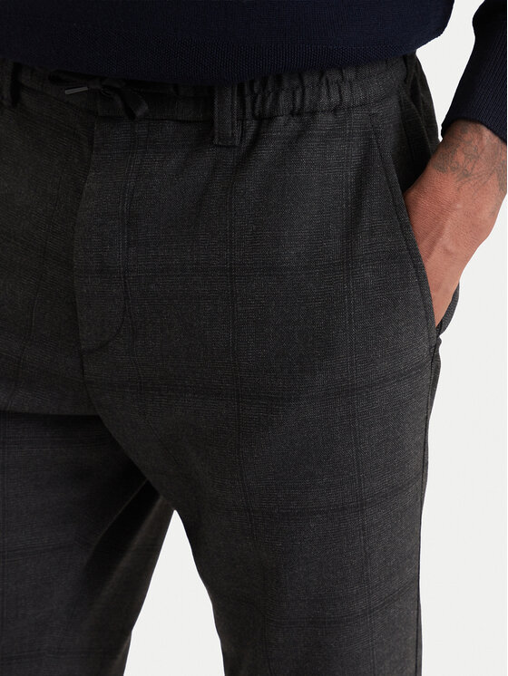 BOSS BOSS Chinos kelnes 50571678 Juoda Tapered Fit