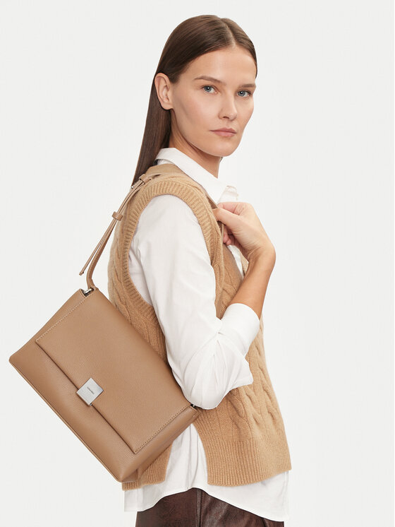 Calvin Klein Calvin Klein Borsetta Ck Plaque Medium Shoulder Bag K60K612783 Marrone