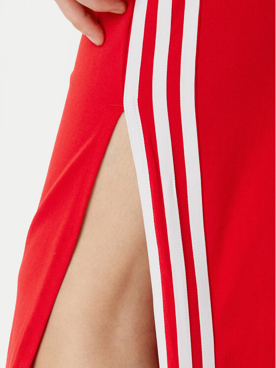 adidas adidas Ежедневна рокля adicolor 3-Stripes JD4620 Червен Slim Fit