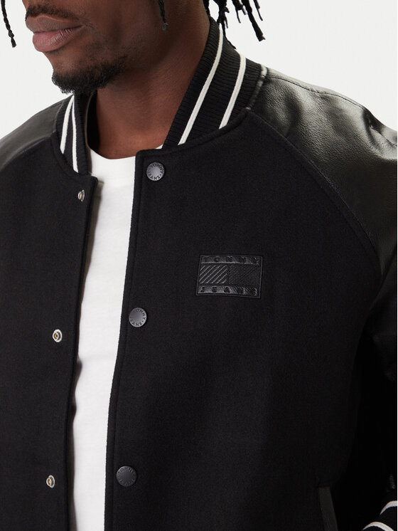 Tommy Jeans Tommy Jeans Bomberjacke DM0DM22439 Schwarz Regular Fit