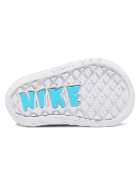 Nike Nike Sneakersy Pico 5 (TDV) AR4162 006 Czarny