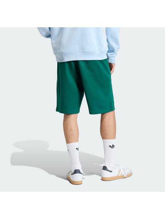 adidas adidas Szorty materiałowe 136755 Zielony Regular Fit