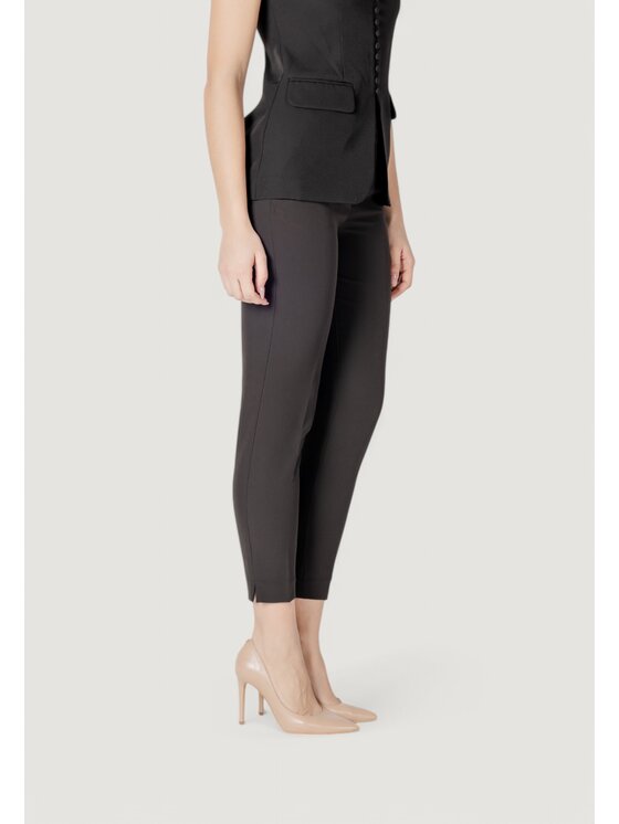 ICHI ICHI Pantaloni da donna IHLEXI PA3 Nero Regular Fit