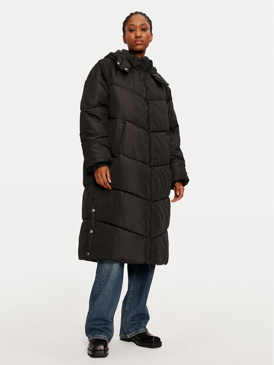 Noisy May Kurtka zimowa Flora 27030502 Czarny Regular Fit