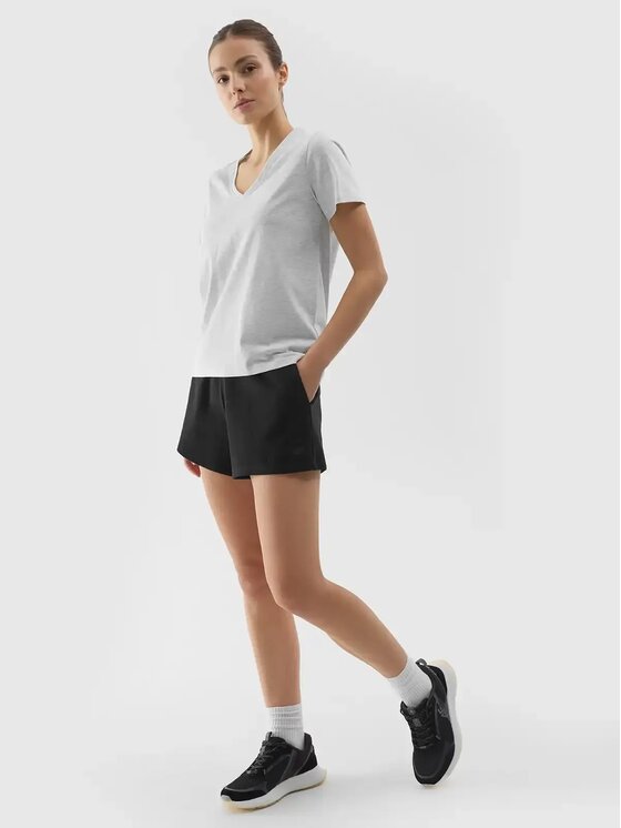 4F 4F Bavlnené šortky 4FWSS24TSHOF286-20S Čierna Regular Fit