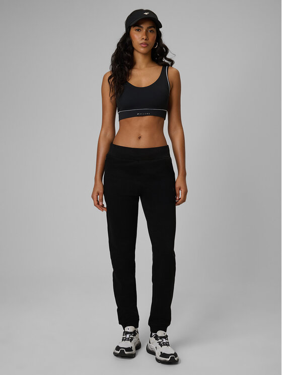 4F 4F Spodnie dresowe NOS Czarny Regular Fit