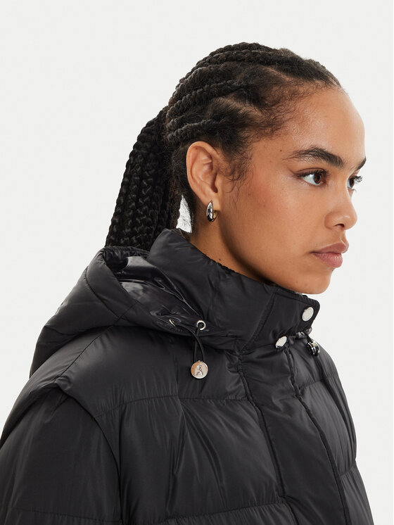 Patrizia Pepe Patrizia Pepe Žieminė striukė 8O0143/A451-K103 Juoda Regular Fit