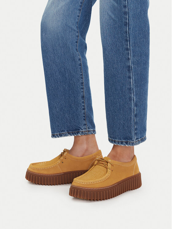 Clarks Clarks Poltopánky Torhill Bee 26181188 Zlatá