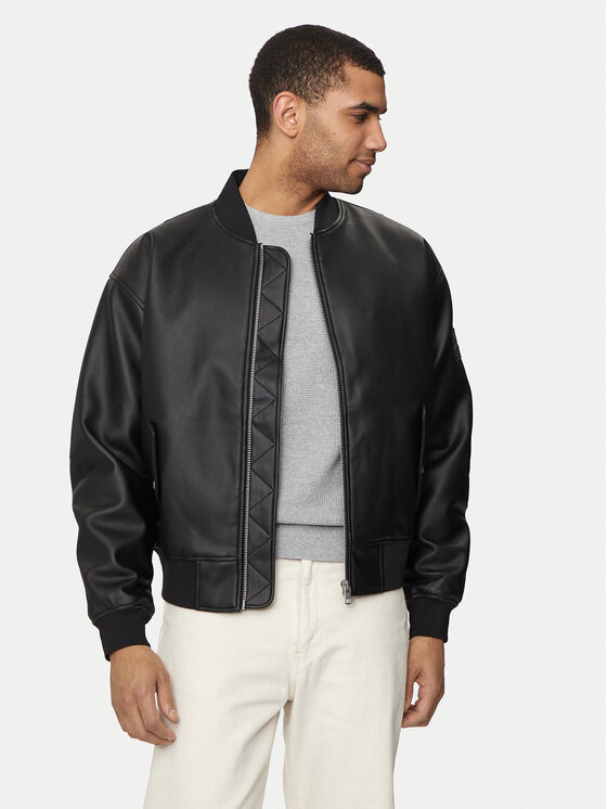 Calvin Klein Jeans Calvin Klein Jeans Műbőr dzseki J30J325601 Fekete Relaxed Fit